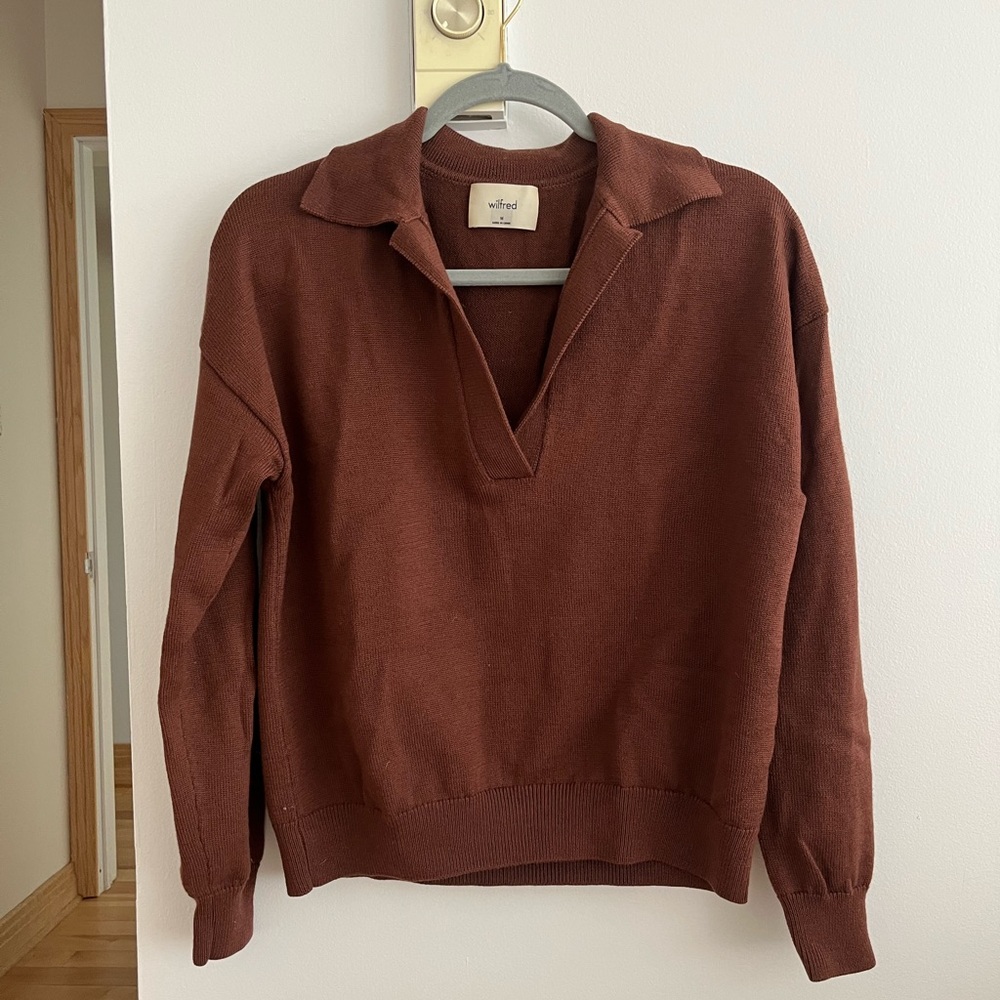 100% Merino Wool collared sweater